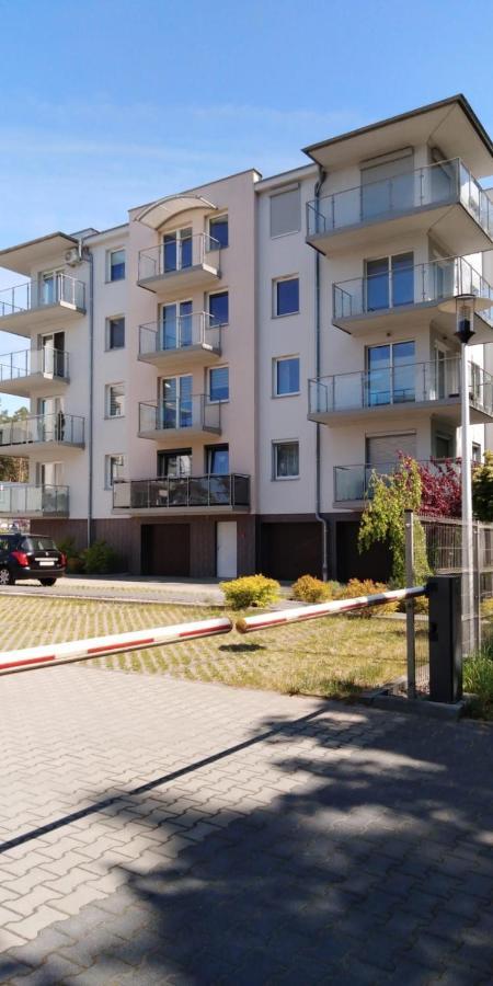 Leśne Tarasy 45a, Dziwnówek Apartamento Exterior foto