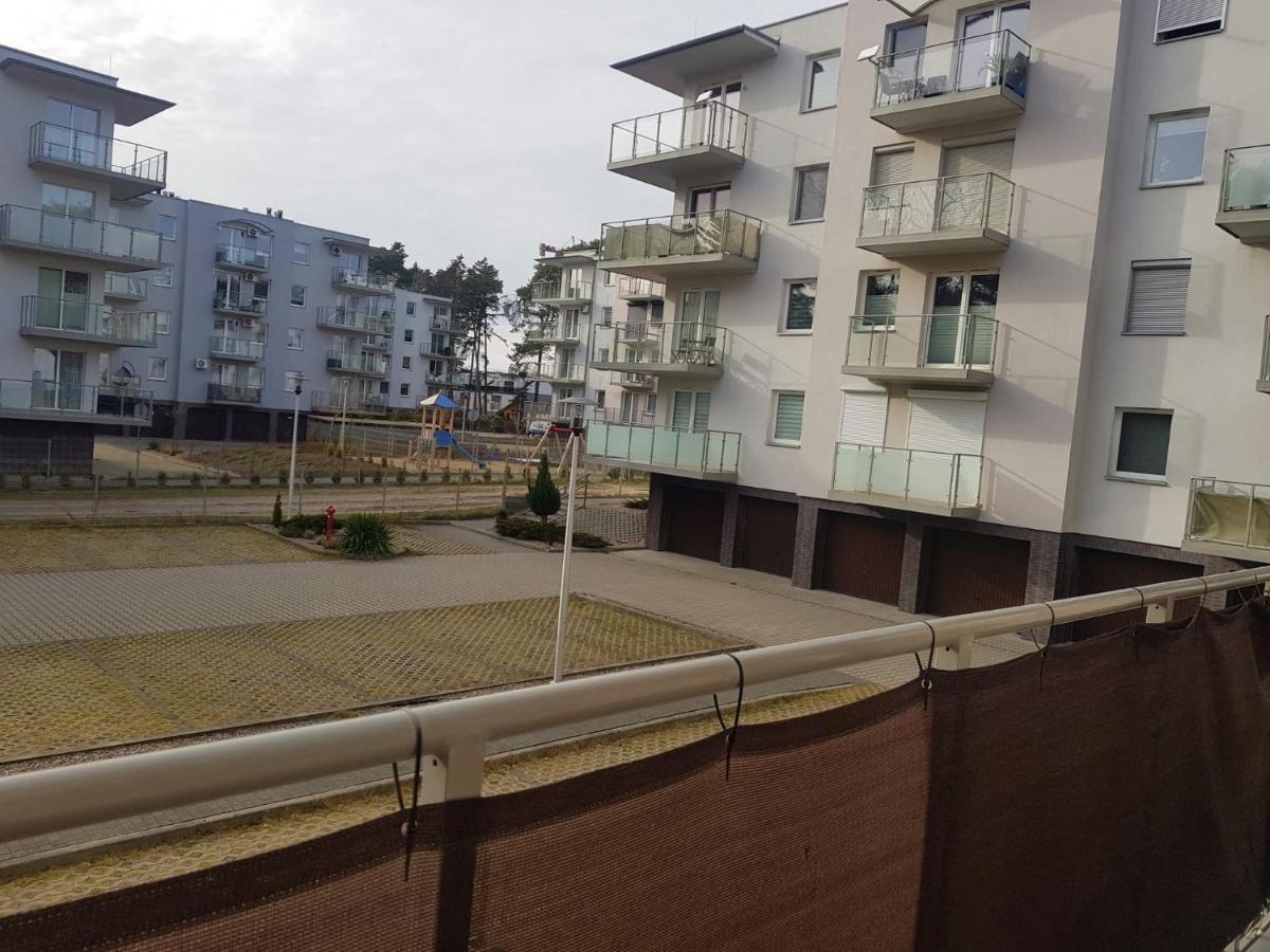 Leśne Tarasy 45a, Dziwnówek Apartamento Exterior foto